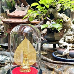 Tác phẩm nghệ thuật, Tượng phật và lá bồ đề mạ vàng