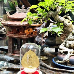 Tác phẩm nghệ thuật, lá bồ đề mạ vàng chữ Phúc