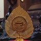Lá Bồ đề mạ vàng gắn biểu tượng (đế sen bé)